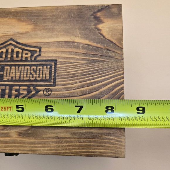 Harley-Davidson Whiskey Glass Set with Silicone Ice Tray and Wood Box 4pc Set - Picture 13 of 16